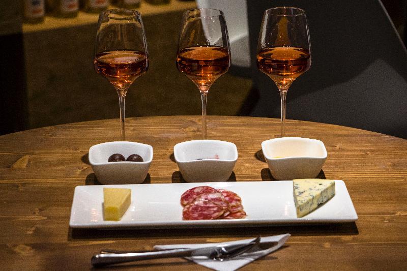 Wine Hotel Chişinău Eksteriør billede