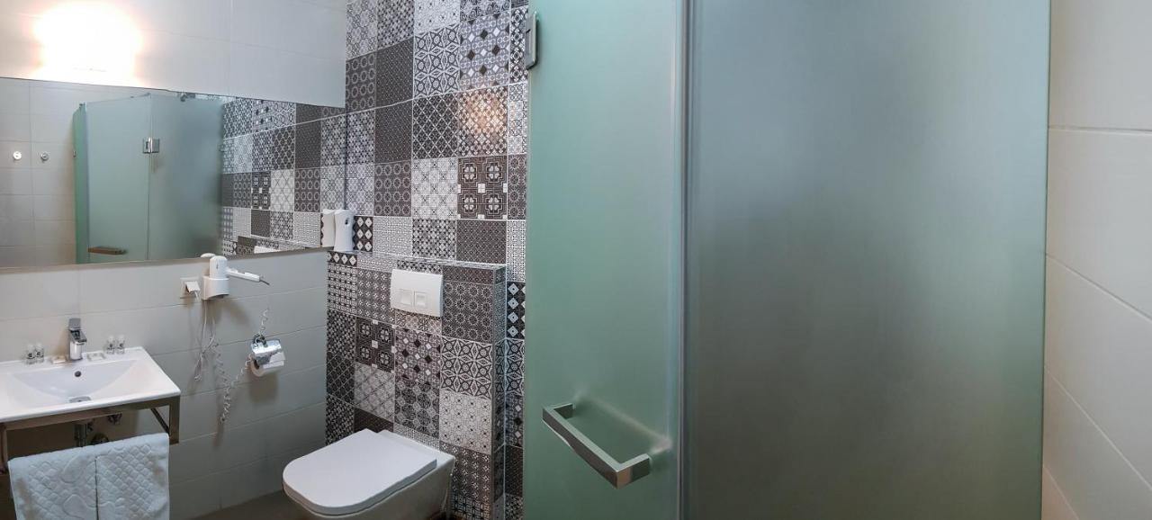 Wine Hotel Chişinău Eksteriør billede