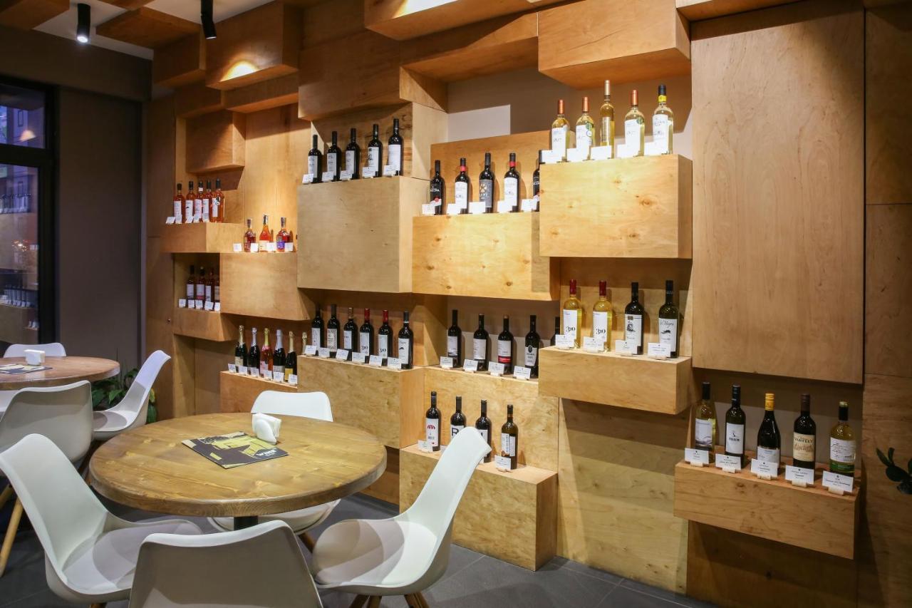 Wine Hotel Chişinău Eksteriør billede